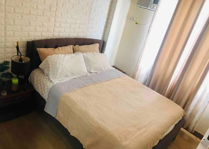 Apartment Stylish 1 Bedroom Near Bgc+airport!netflix+dsny+50mbps *