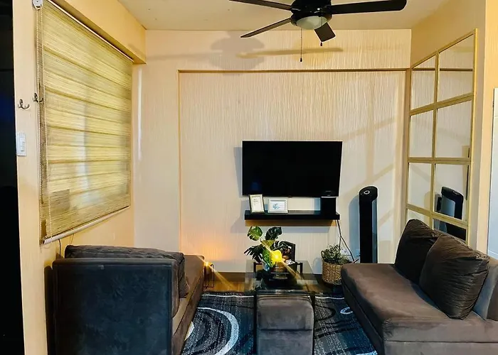 Stylish 1 Bedroom Near Bgc+airport!netflix+dsny+50mbps