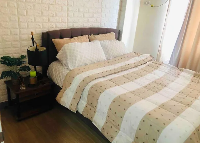 Apartment Stylish 1 Bedroom Near Bgc+airport!netflix+dsny+50mbps *