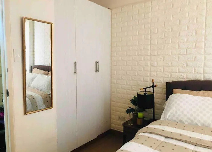 Apartment Stylish 1 Bedroom Near Bgc+airport!netflix+dsny+50mbps Manila